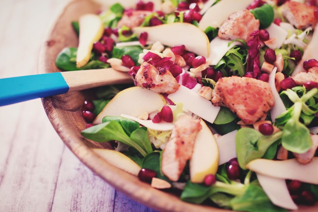 Fruchtiger Salat mit Putenfilet und Trüffel-Honig-Dressing - Pech ...