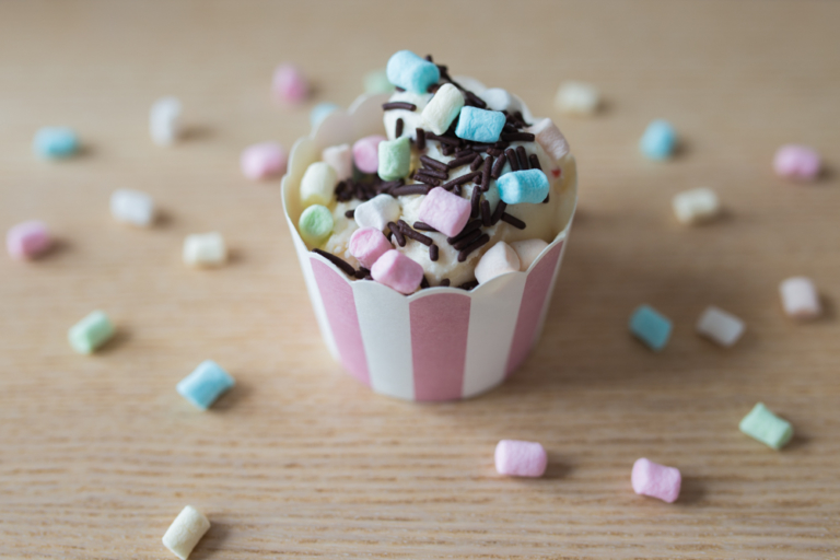 Geschenkidee EisDIYKit und leckeres Eis ohne