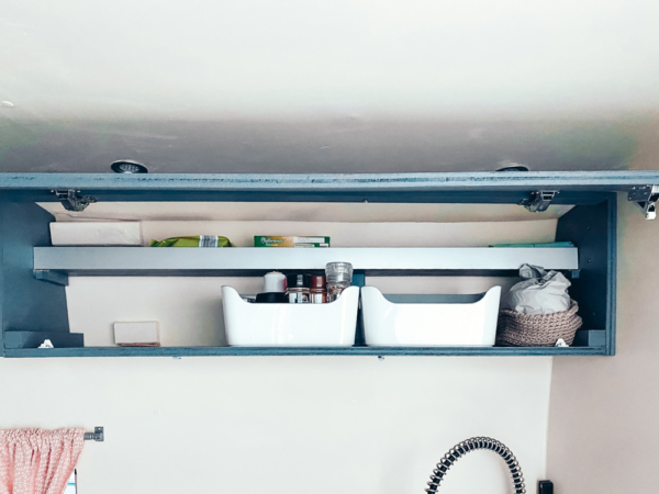 Camper Umbau Teil 7: Die Küche - Pech & Schwefel